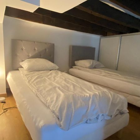 Studio Duplex Avec Spa Et Cour Privee Bonnelles Eksteriør billede